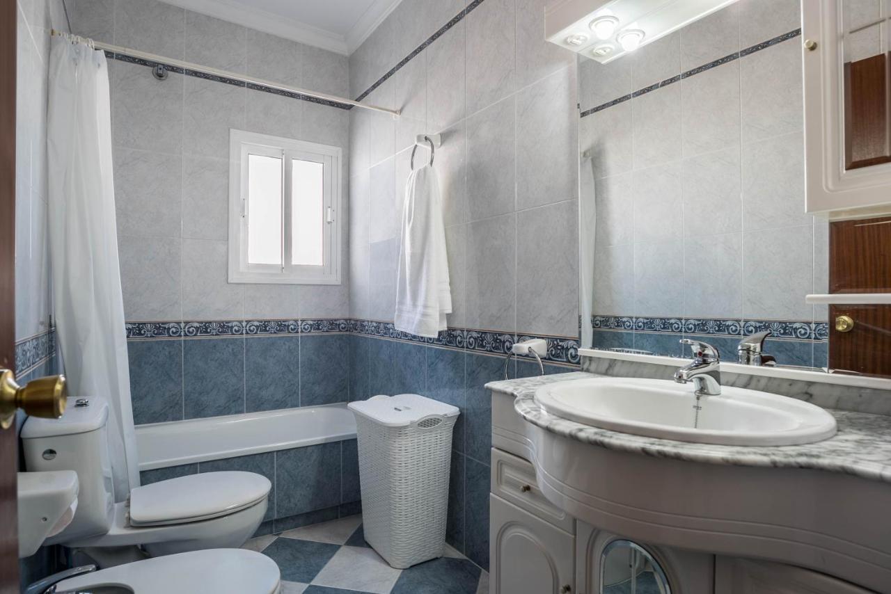 Piso Carmen Solo Familias Apartment Conil De La Frontera Ngoại thất bức ảnh